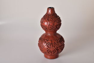 深圳雍乾盛世秋拍精品 剔红山水葫芦瓶与麦秸画的艺术对话